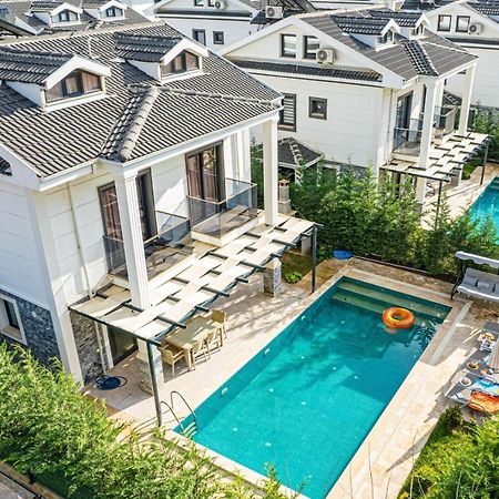 4 Bedroom Holiday Villa In Hisaroenue Oeluedeniz- Gold Rose Fethiye Luaran gambar