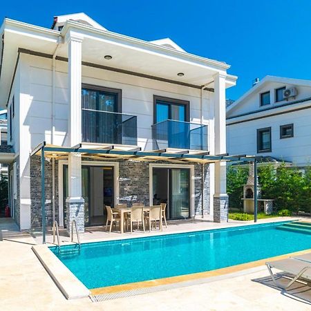 4 Bedroom Holiday Villa In Hisaroenue Oeluedeniz- Gold Rose Fethiye Luaran gambar