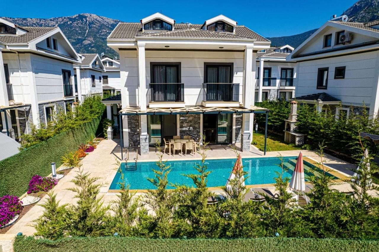 4 Bedroom Holiday Villa In Hisaroenue Oeluedeniz- Gold Rose Fethiye Luaran gambar