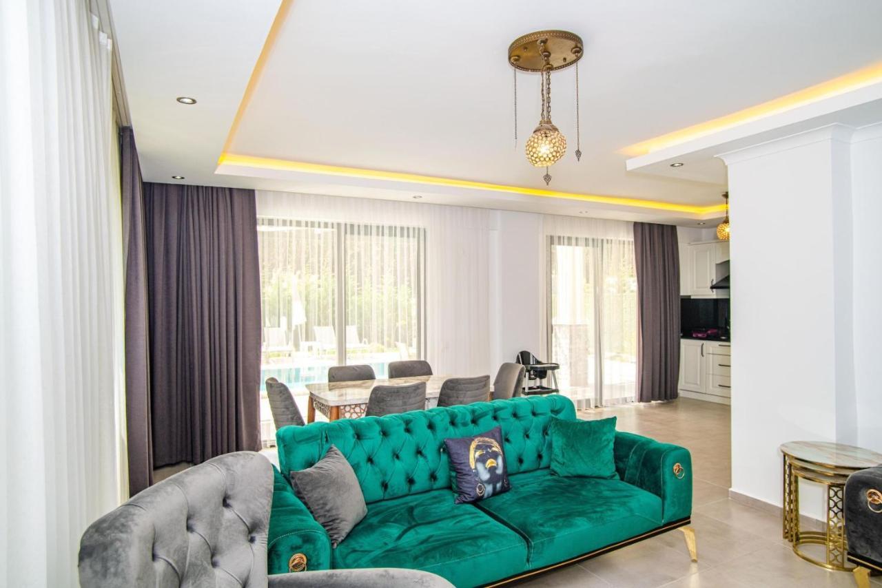 4 Bedroom Holiday Villa In Hisaroenue Oeluedeniz- Gold Rose Fethiye Luaran gambar